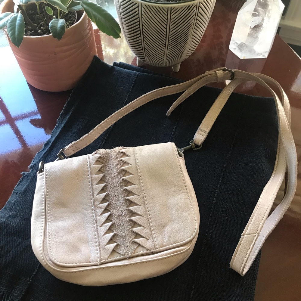 Liebeskind Crossbody leather bag in blush